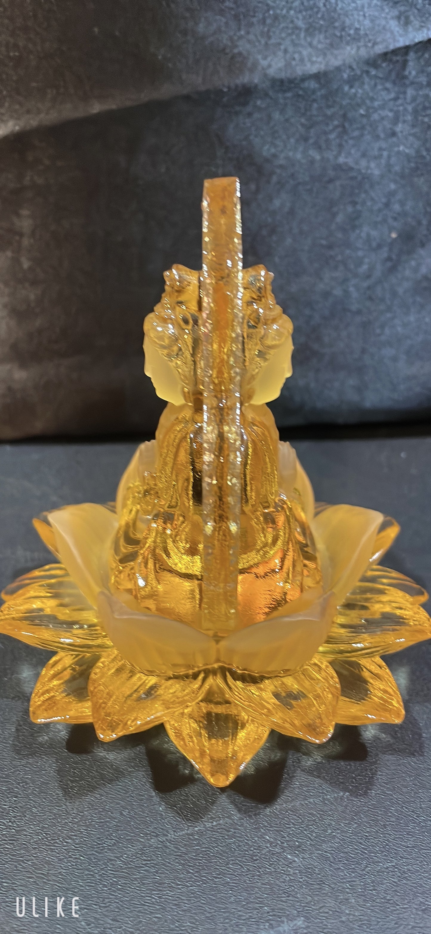 Quan Âm Lưu Ly Để Xe